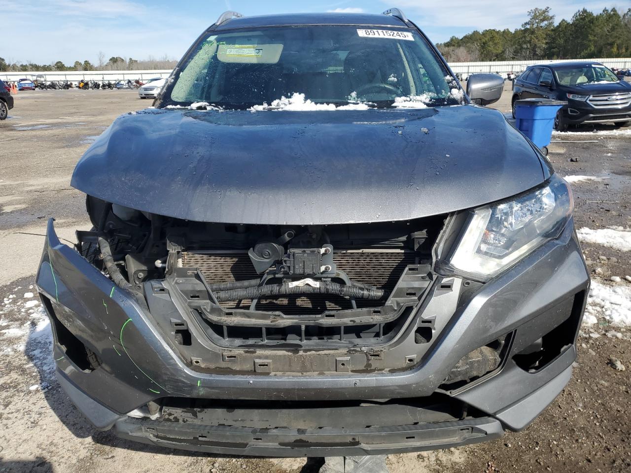 2017 Nissan Rogue VIN KNMAT2MV8HP600975 Copart auction photo, front end / side damage thumbnail 5