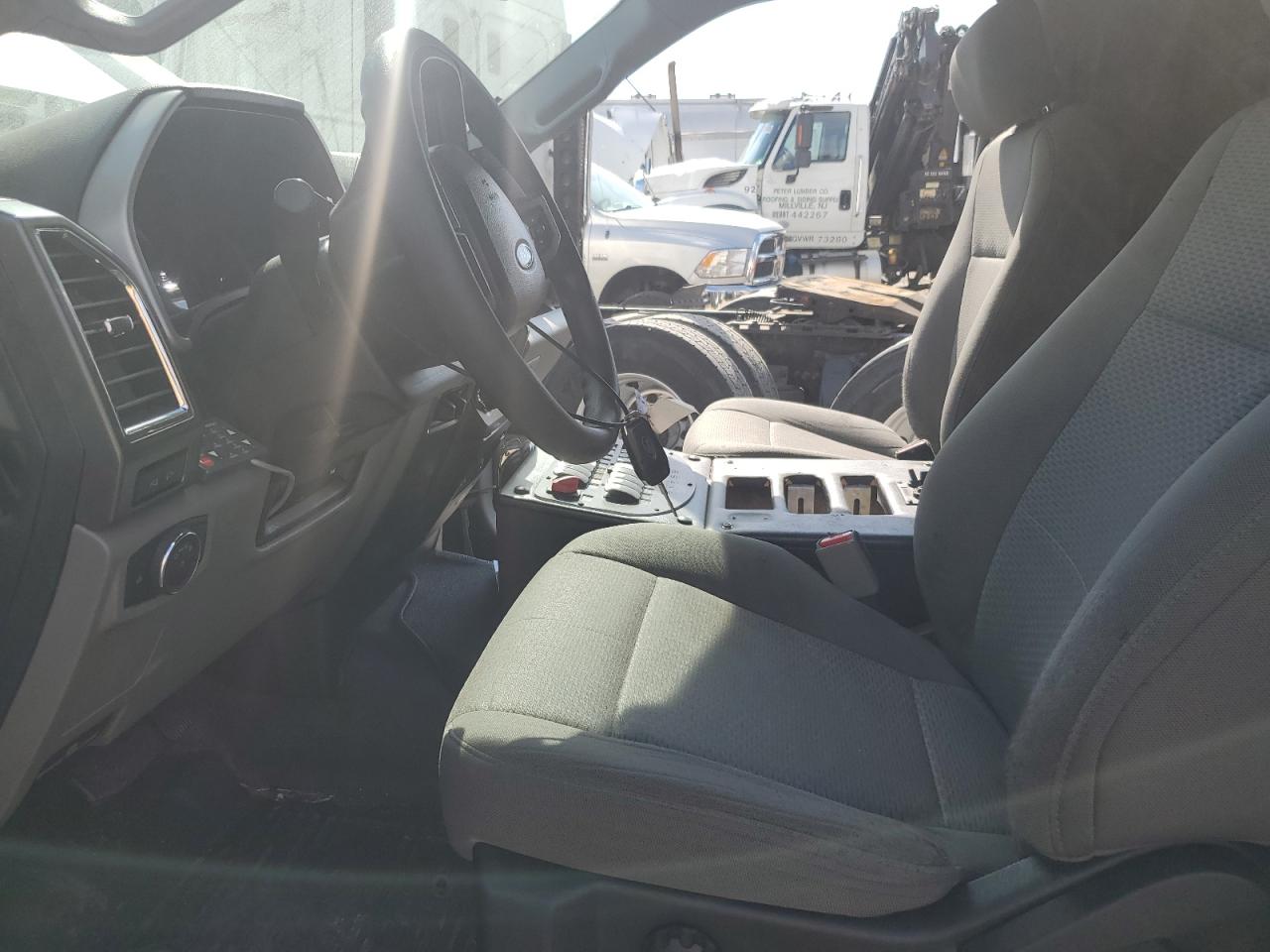 2017 Ford F450 VIN 1FDUF4HT1HEE09432 Copart auction photo, side damage thumbnail 7