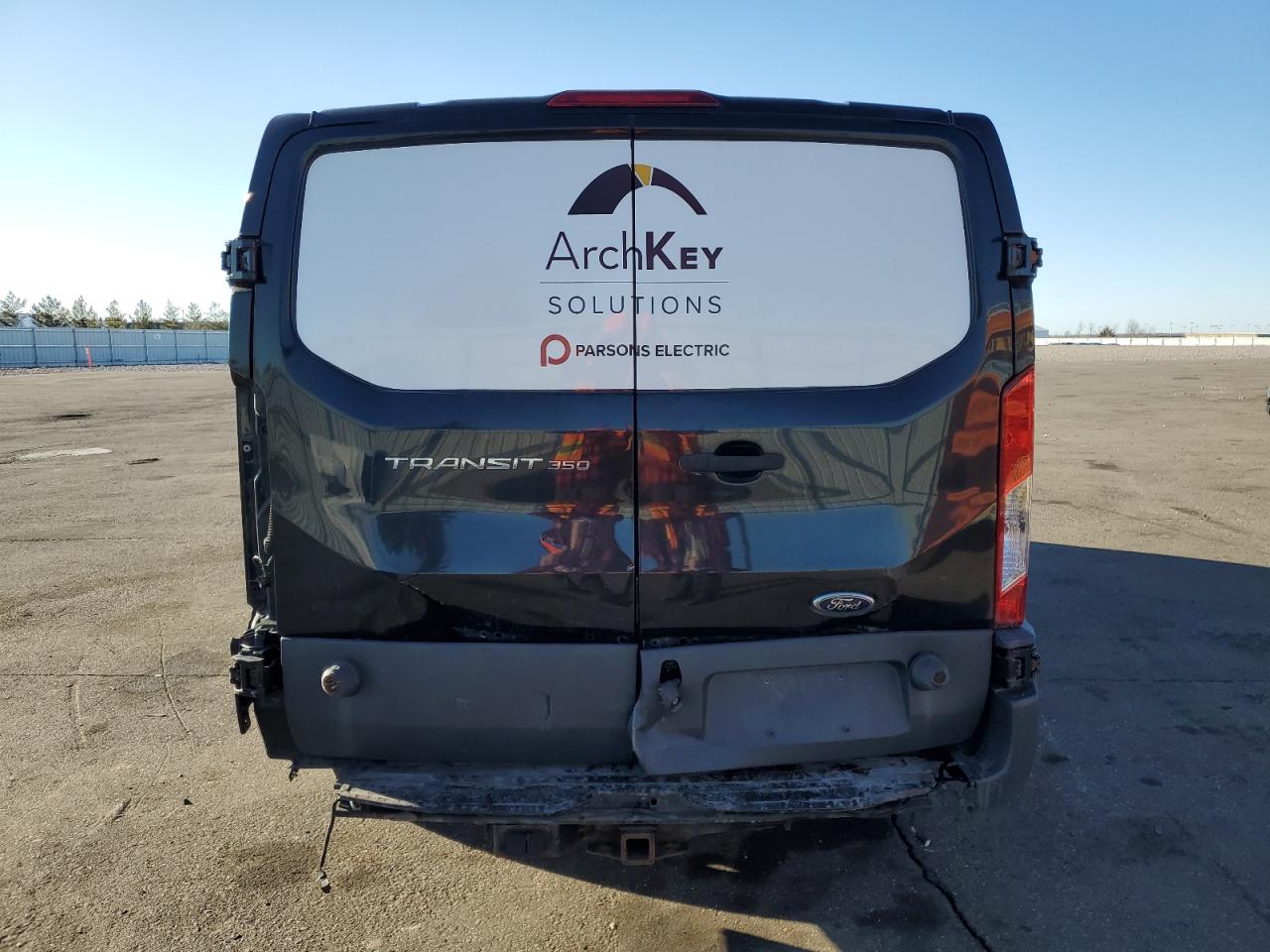 2015 Ford Transit VIN 1FTBW2ZM9FKB00376 Copart auction photo, rear end / minor dent/scratches damage thumbnail 6
