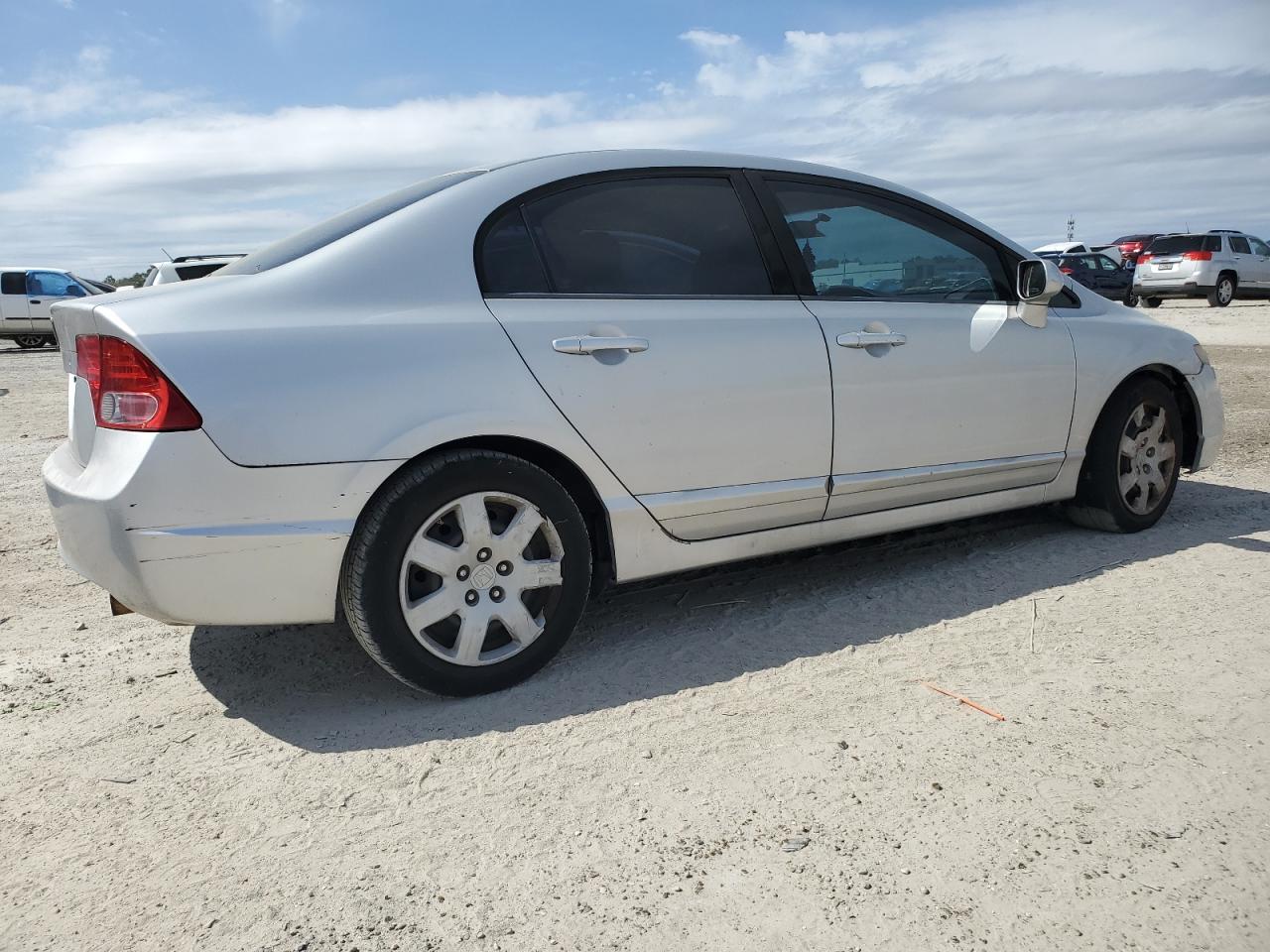 2008 Honda Civic VIN 1HGFA16588L003059 Copart auction photo, front end / side damage thumbnail 3
