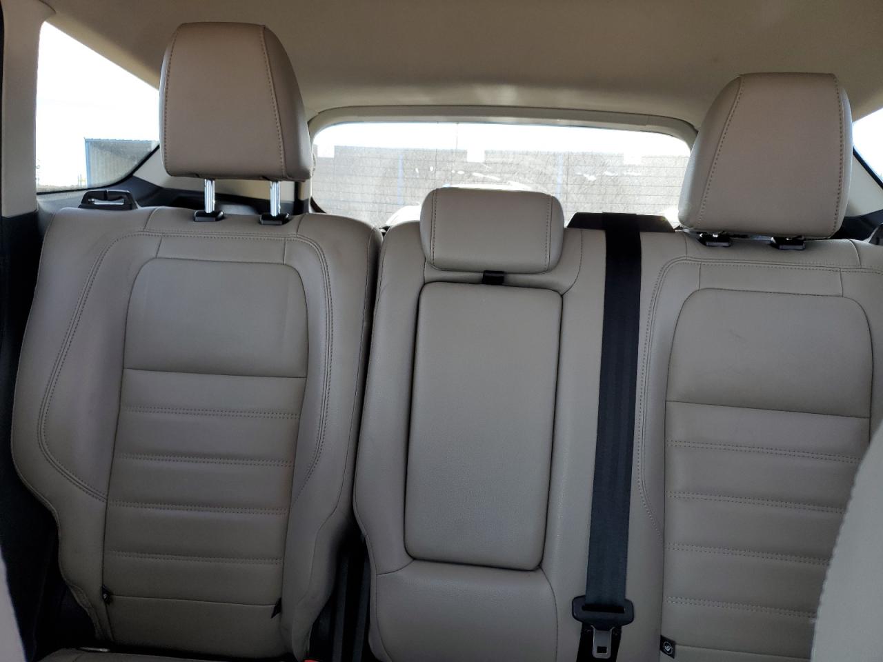 2019 Ford Escape VIN 1FMCU9J91KUC29670 Copart auction photo, rear end damage thumbnail 10