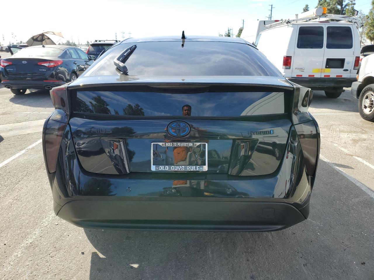 2018 Toyota Prius VIN JTDKBRFU0J3058174 Copart auction photo, side damage thumbnail 6
