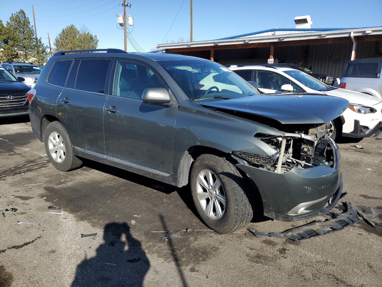 2012 Toyota Highlander VIN 5TDBK3EH6CS104237 Copart auction photo, front end damage thumbnail 4
