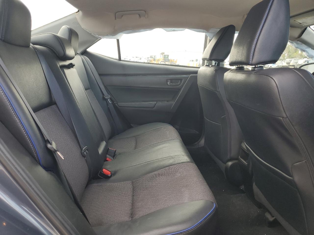 2018 Toyota Corolla VIN 5YFBURHE7JP802795 Copart auction photo, side / rear end damage thumbnail 10