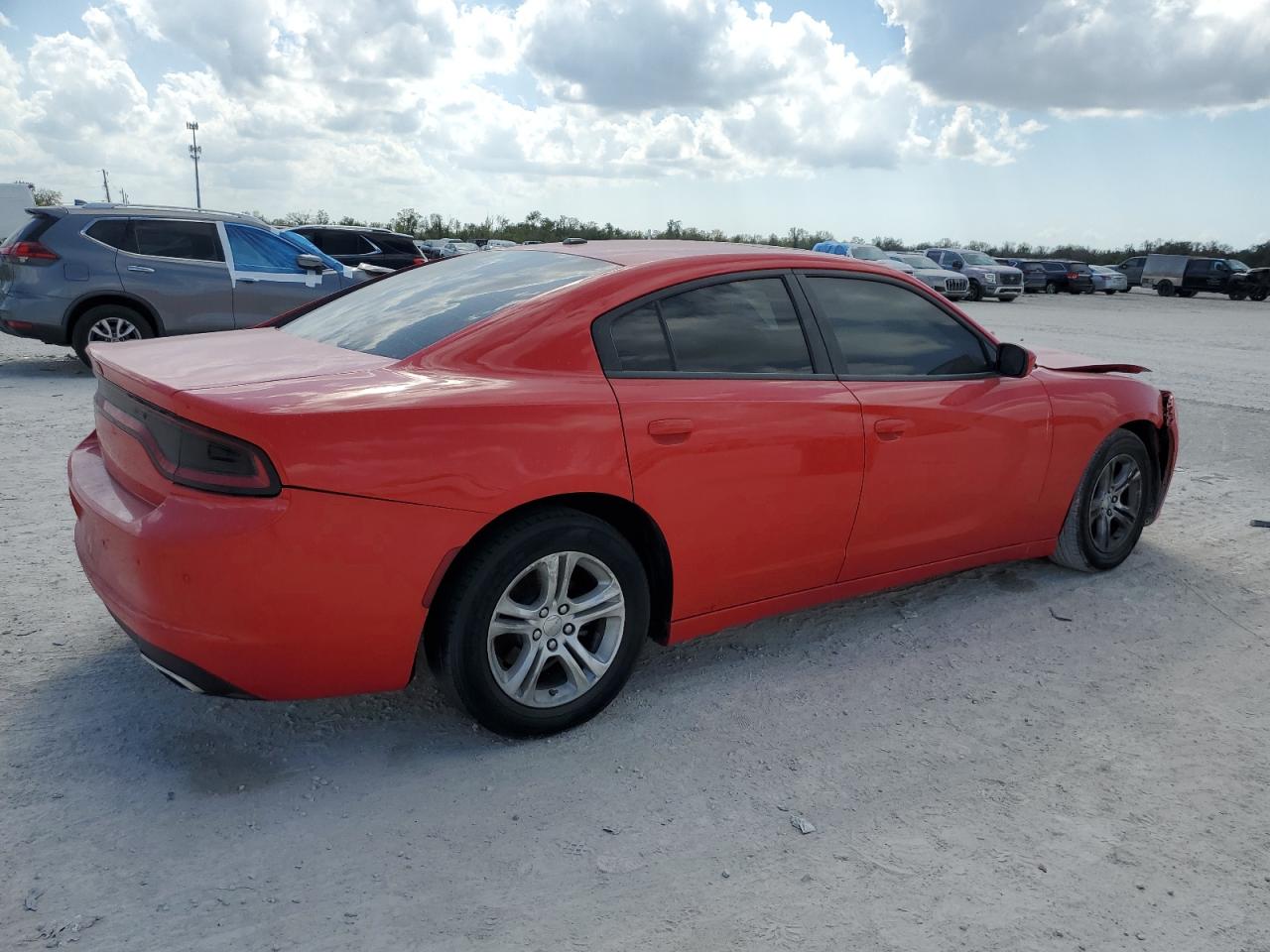 2020 Dodge Charger VIN 2C3CDXBG1LH156122 Copart auction photo, front end damage thumbnail 3