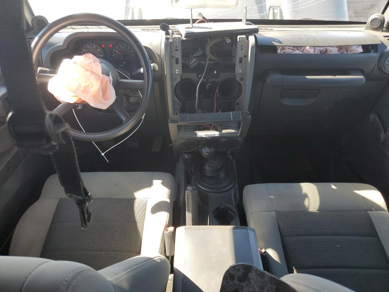 2009 Jeep Wrangler VIN 1J4GA39159L707870 Copart auction photo, front end / minor dent/scratches damage thumbnail 8