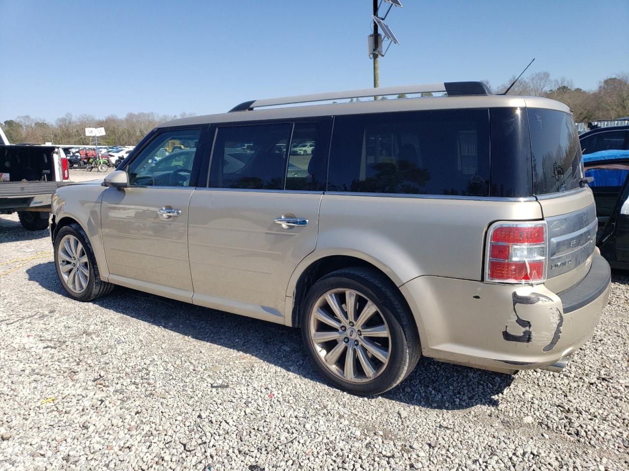 2017 Ford Flex VIN 2FMGK5D89HBA09033 Copart auction photo, front end damage thumbnail 2