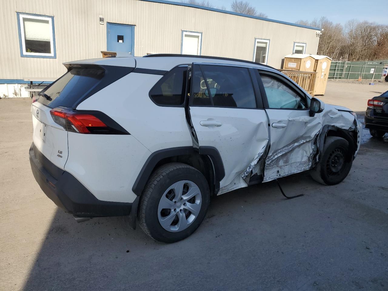 2020 Toyota RAV 4 VIN 2T3G1RFV0LC129912 Copart auction photo, side damage thumbnail 3