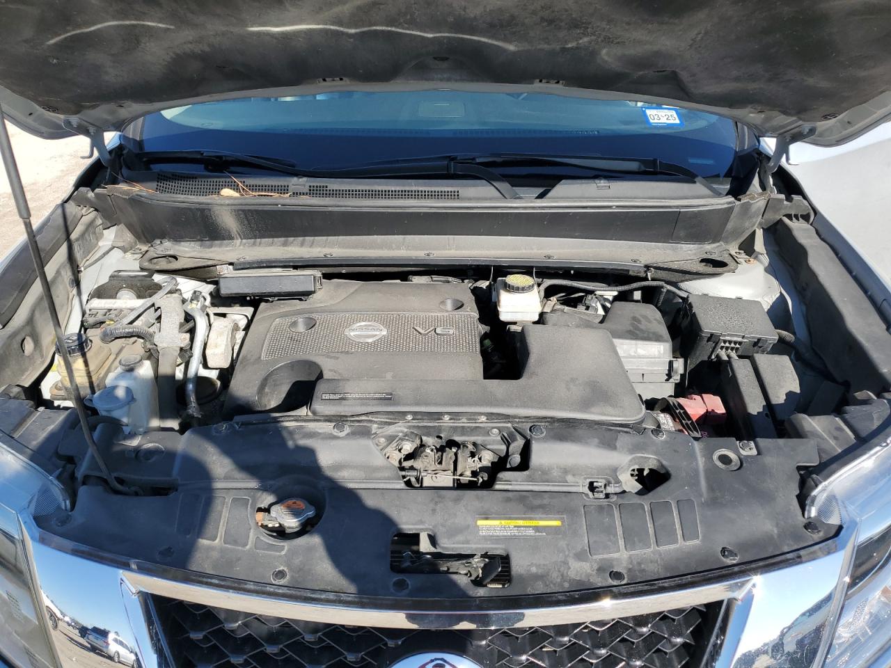 2013 Nissan Pathfinder VIN 5N1AR2MMXDC621443 Copart auction photo, undercarriage / minor dent/scratches damage thumbnail 12
