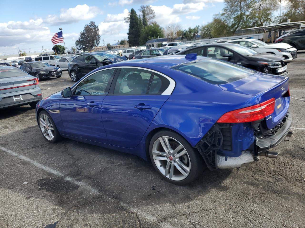 2017 Jaguar XE VIN SAJAD4BV8HA969352 Copart auction photo, rear end / side damage thumbnail 2
