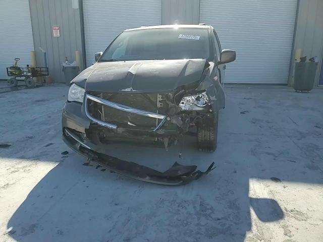 2015 Chrysler Town & Country VIN 2C4RC1BG9FR520579 Copart auction photo, front end / hail damage thumbnail 11