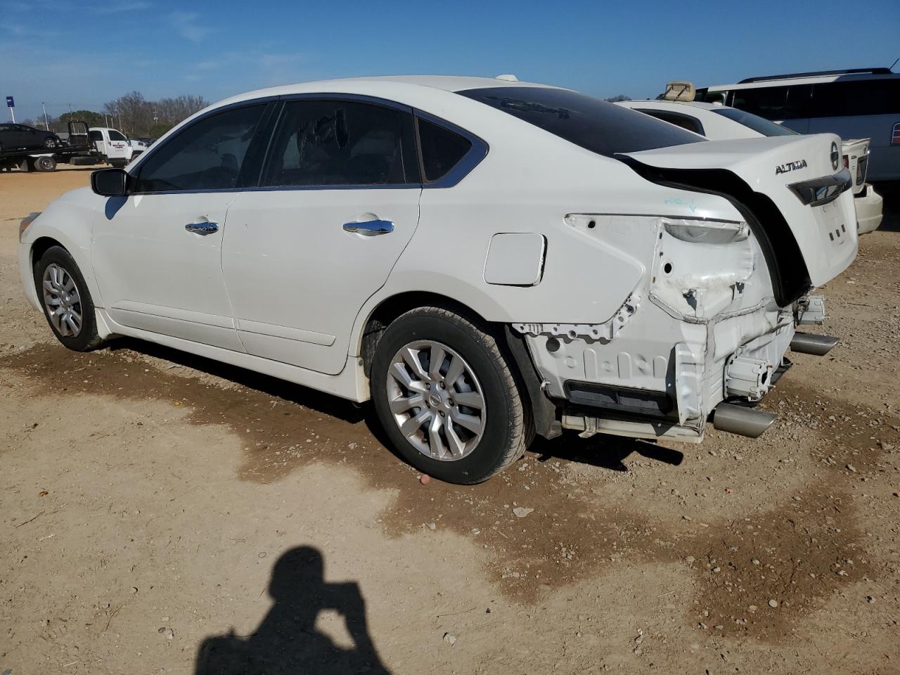 2014 Nissan Altima VIN 1N4AL3AP0EN337504 Copart auction photo, rear end damage thumbnail 2