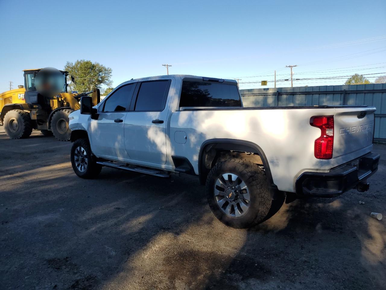 2024 Chevrolet Silverado VIN 1GC4YMEY9RF115464 Copart auction photo, front end / minor dent/scratches damage thumbnail 2