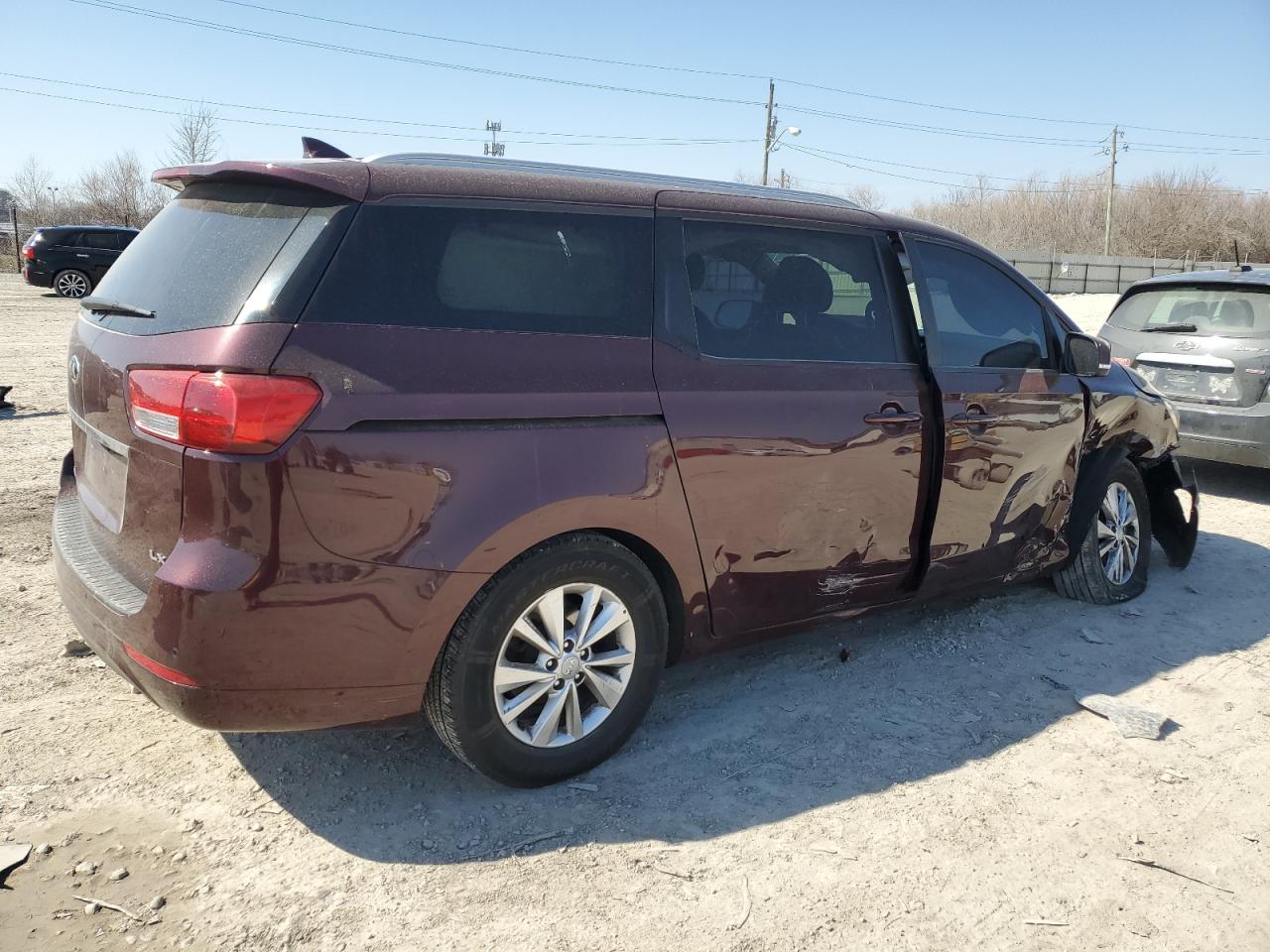 2017 KIA Sedona VIN KNDMB5C19H6338583 Copart auction photo, front end / side damage thumbnail 3