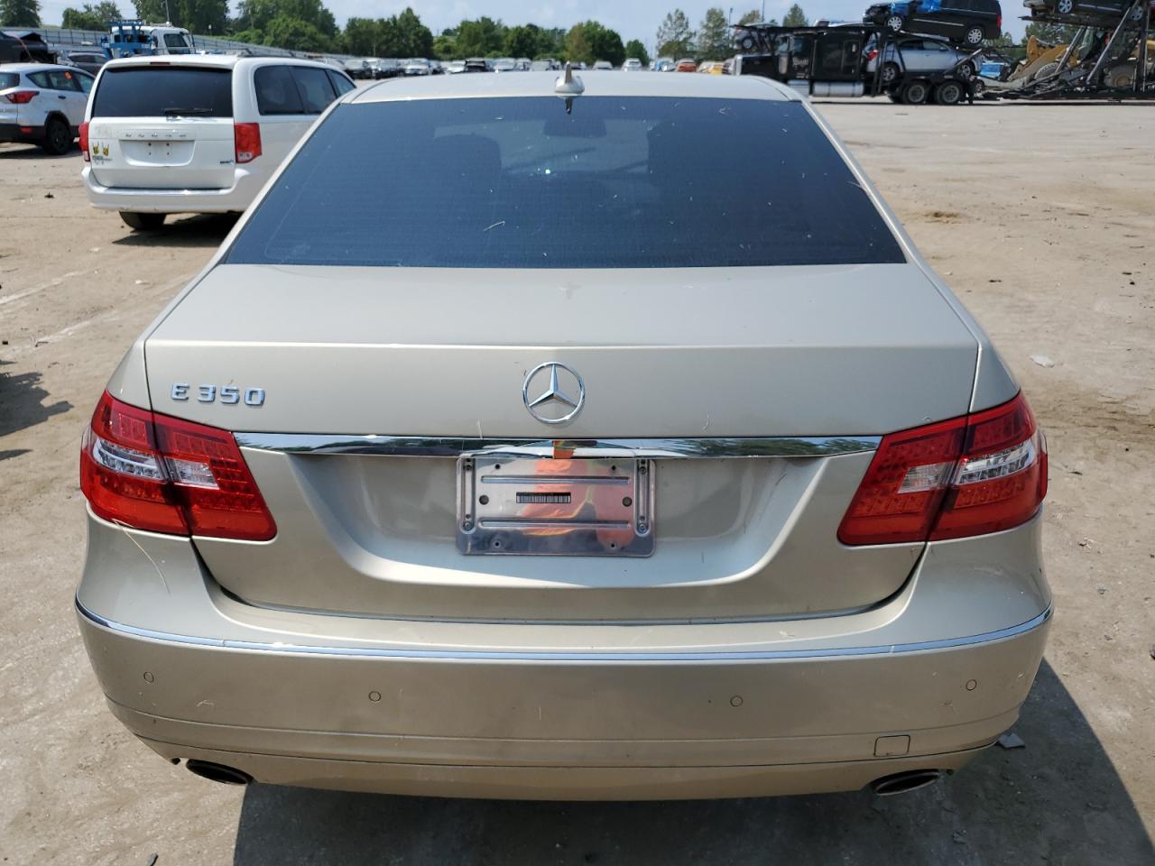 2012 Mercedes-Benz E-klasse VIN WDDHF5KB2CA637179 Copart auction photo, front end / side damage thumbnail 6