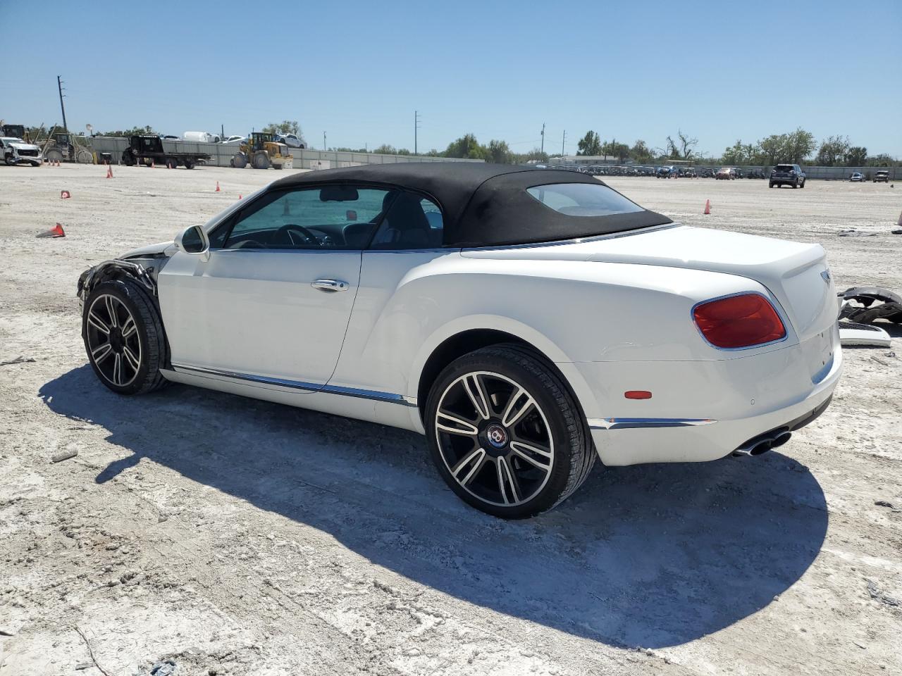 2013 Bentley Continental VIN SCBGT3ZA5DC083614 Copart auction photo, front end / minor dent/scratches damage thumbnail 2