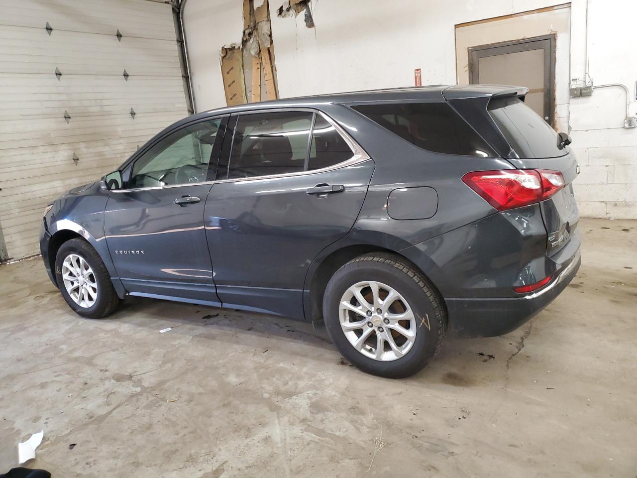 2020 Chevrolet Equinox VIN 2GNAXUEV8L6146399 Copart auction photo, all over damage thumbnail 2