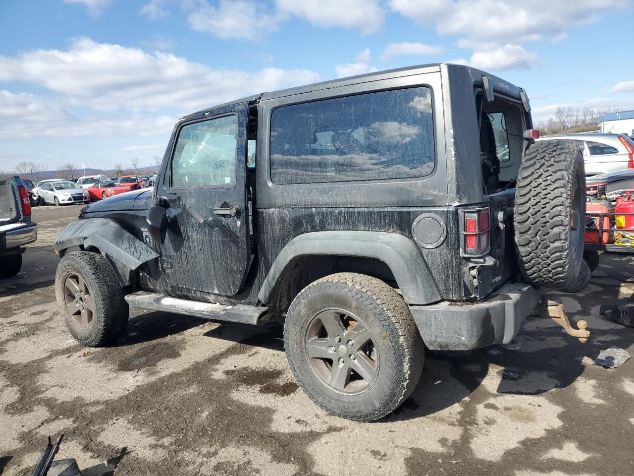 2011 Jeep Wrangler VIN 1J4HA6D11BL536151 Copart auction photo, top/roof / front end damage thumbnail 2