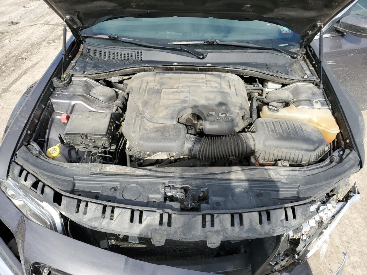 2014 Chrysler 300 VIN 2C3CCARGXEH201521 Copart auction photo, front end damage thumbnail 13