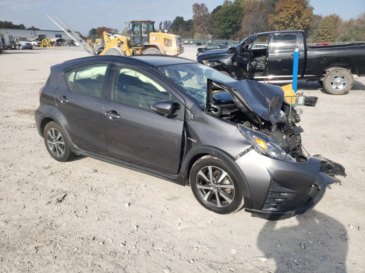 2018 Toyota Prius VIN JTDKDTB34J1607617 Copart auction photo, front end damage thumbnail 4