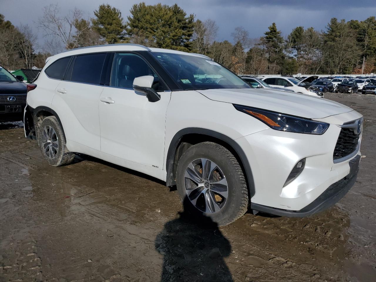 2022 Toyota Highlander VIN 5TDHBRCH1NS545938 Copart auction photo, undercarriage / rear end damage thumbnail 4