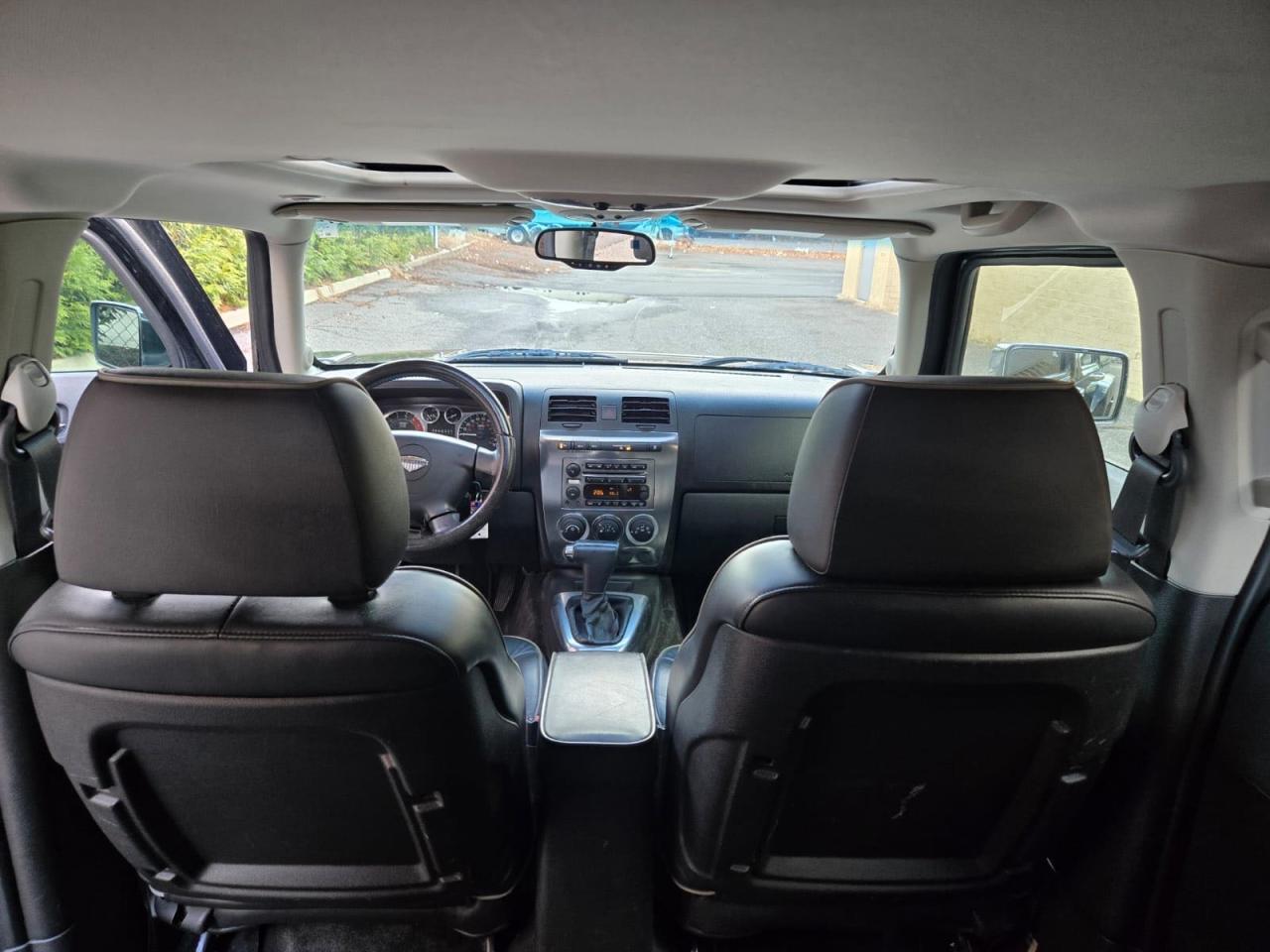2009 Hummer H3 VIN 5GTEN13L898106867 Copart auction photo, minor dent/scratches / normal wear damage thumbnail 9