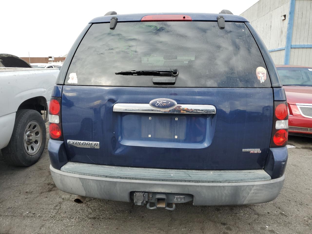2006 Ford Explorer VIN 1FMEU73E26UB39375 Copart auction photo, side / mechanical damage thumbnail 6