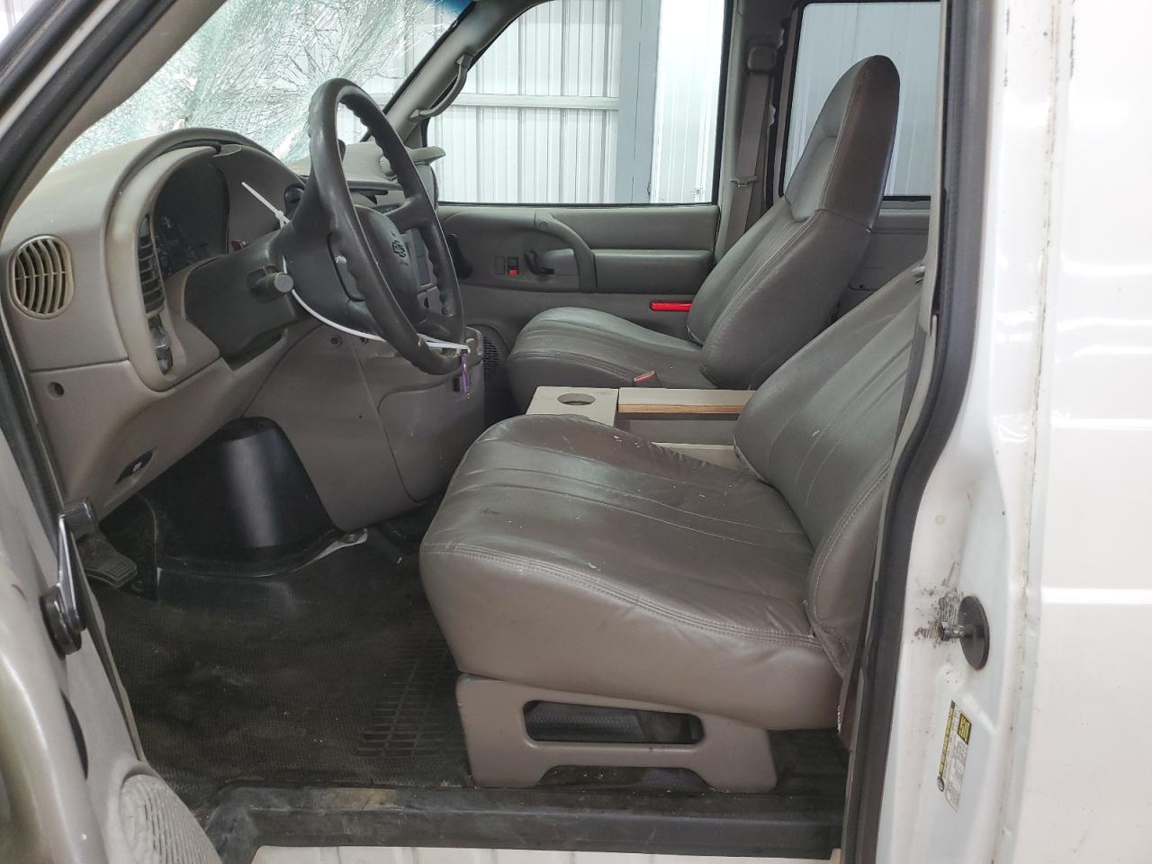 2005 Chevrolet Astro VIN 1GCDM19X45B112565 Copart auction photo, front end / minor dent/scratches damage thumbnail 7