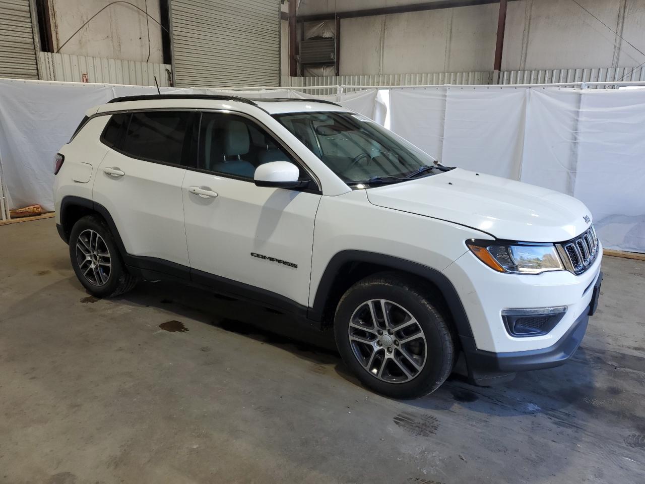 2019 Jeep Compass VIN 3C4NJCBB6KT615659 Copart auction photo, mechanical / minor dent/scratches damage thumbnail 4
