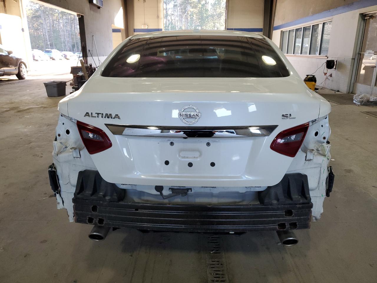 2018 Nissan Altima VIN 1N4AL3AP6JC146174 Copart auction photo, front end / rear end damage thumbnail 6