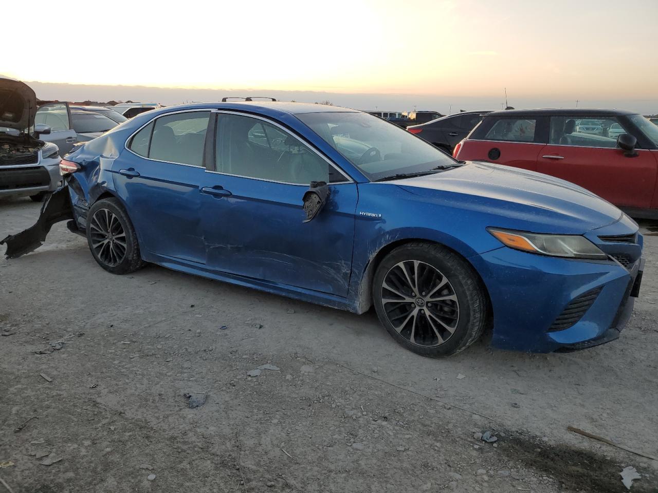 2018 Toyota Camry VIN 4T1B21HK8JU008951 Copart auction photo, all over damage thumbnail 4