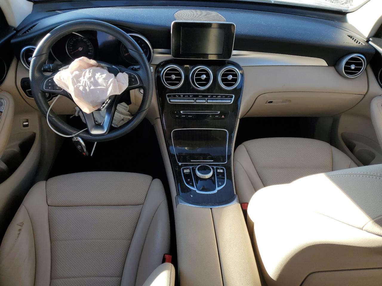 2018 Mercedes-Benz GLC VIN WDC0G4JB4JV015585 Copart auction photo, front end / minor dent/scratches damage thumbnail 8