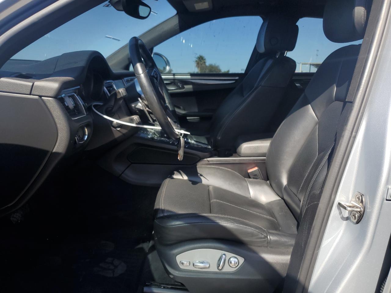 2018 Porsche Macan VIN WP1AB2A53JLB33712 Copart auction photo, front end damage thumbnail 7