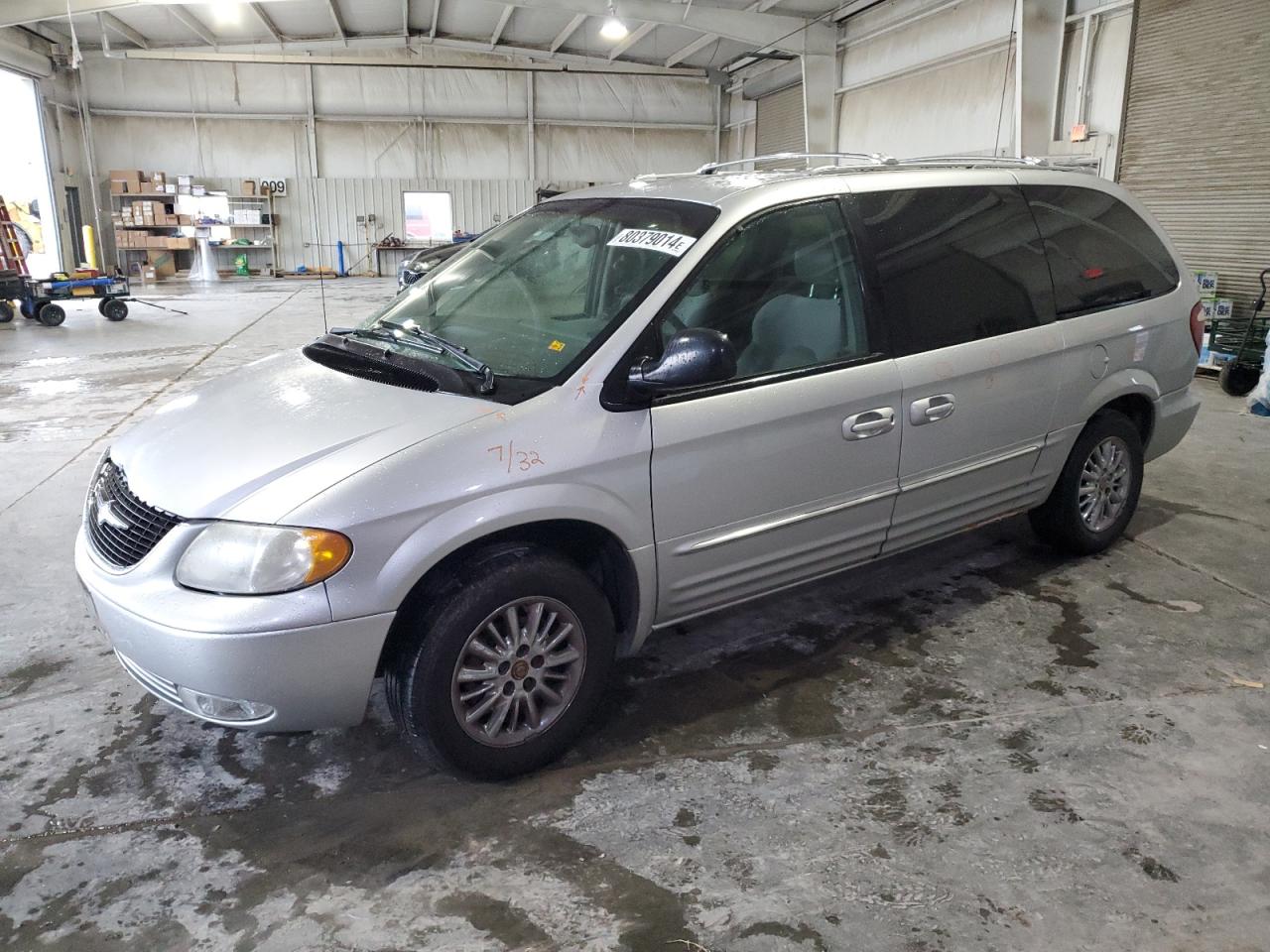 2002 Chrysler Town & Country VIN 2C8GP64L52R692071