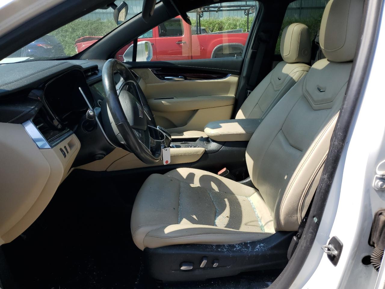 2019 Cadillac XT5 VIN 1GYKNDRS4KZ105414 Copart auction photo, front end / side damage thumbnail 7