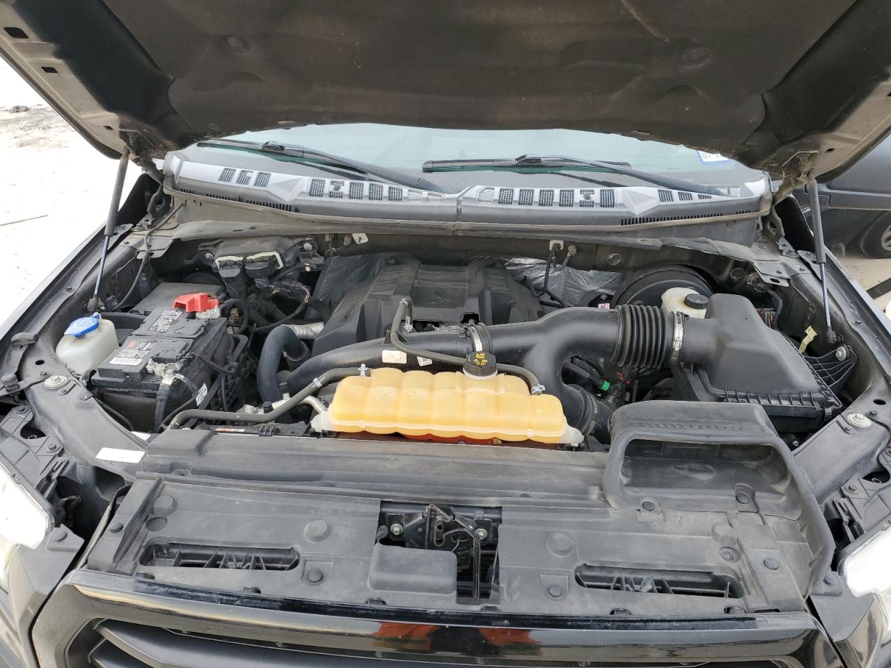 2016 Ford F-150 VIN 1FTEW1CP7GKE92818 Copart auction photo, rear end damage thumbnail 11