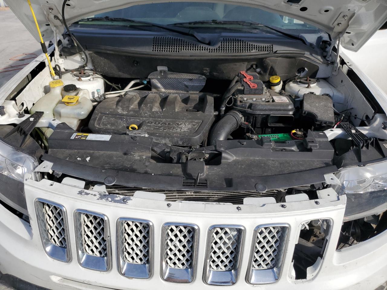 2014 Jeep Compass VIN 1C4NJDBB1ED569755 Copart auction photo, front end / minor dent/scratches damage thumbnail 13