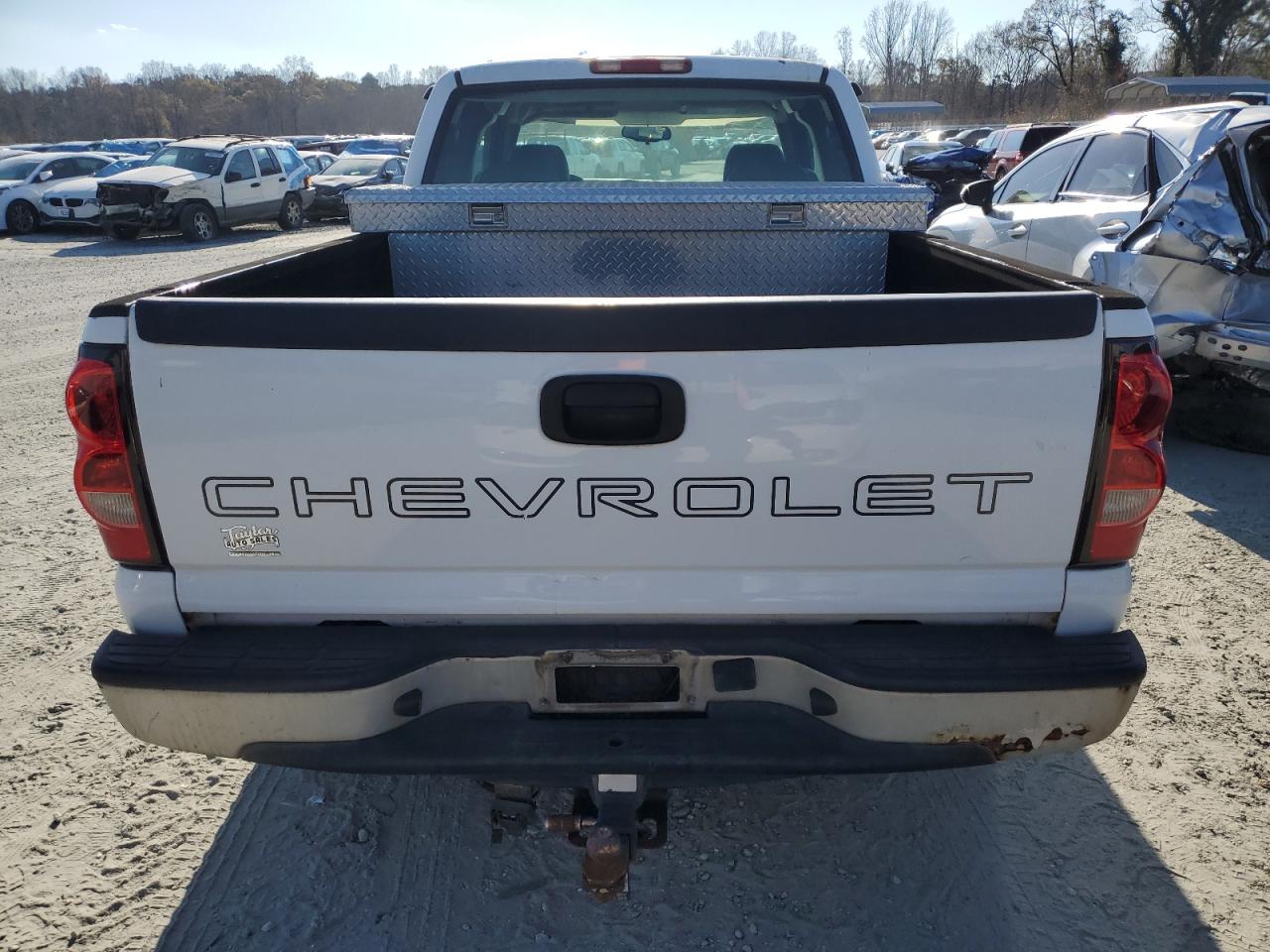 2005 Chevrolet Silverado VIN 2GCEC19V651326396 Copart auction photo, front end damage thumbnail 6