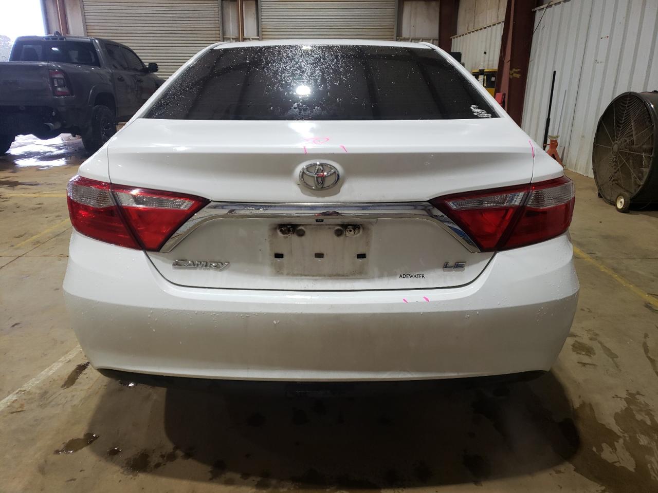 2015 Toyota Camry VIN 4T4BF1FK0FR503987 Copart auction photo, front end damage thumbnail 6