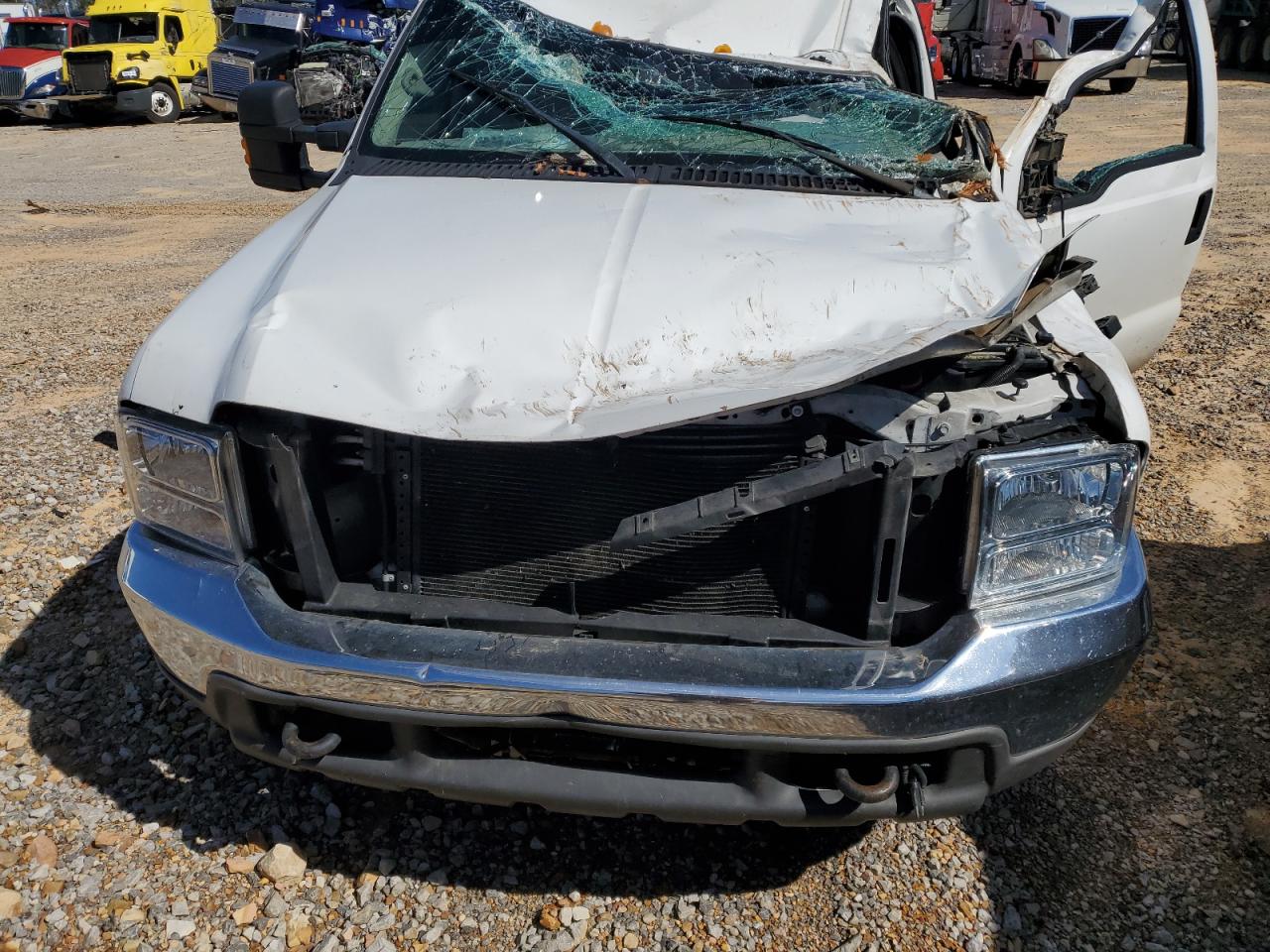 2000 Ford F350 VIN 1FDWF36F6YEE10222 Copart auction photo, all over damage thumbnail 12