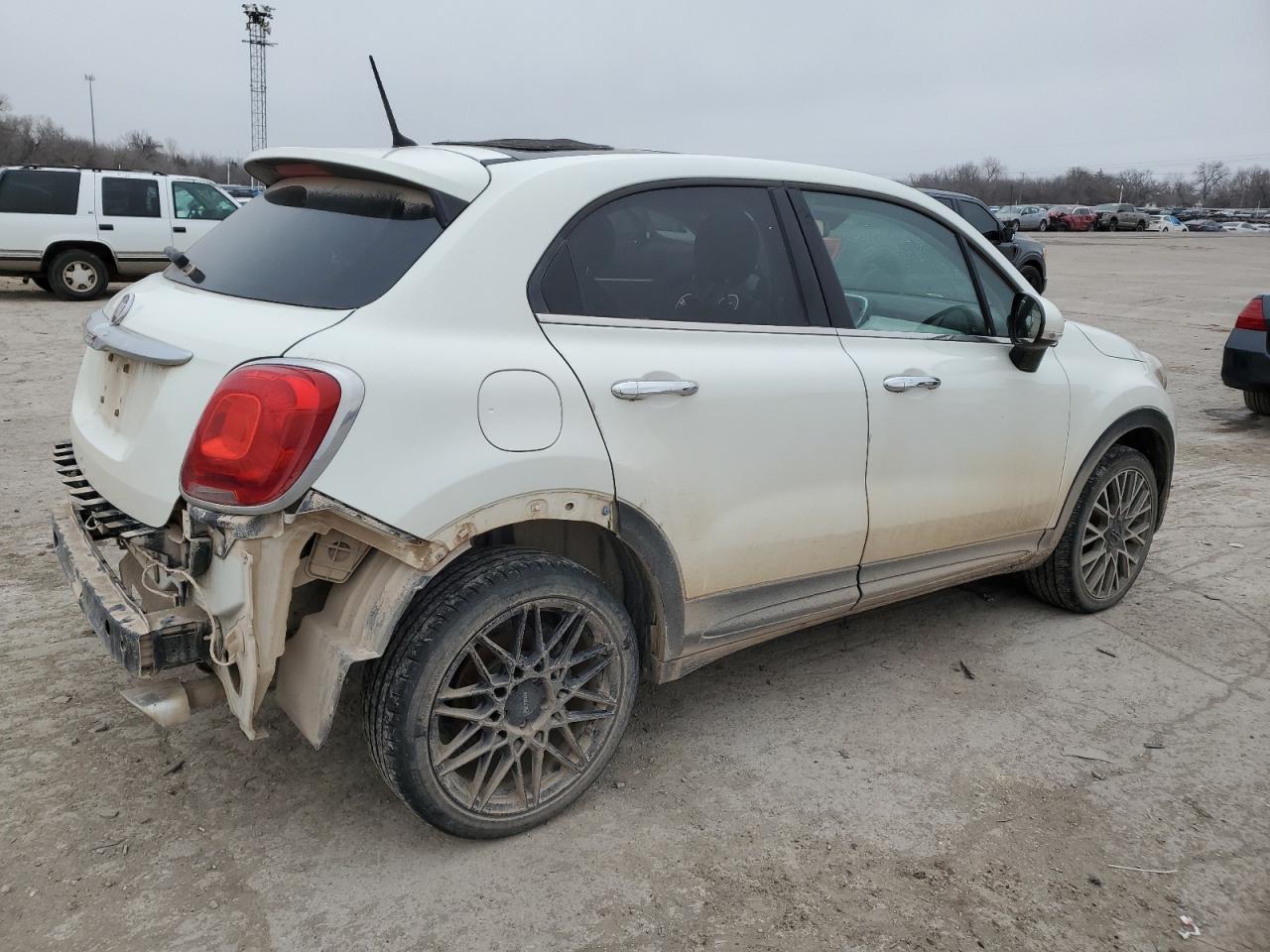 2017 Fiat 500 VIN ZFBCFXDB4HP615415 Copart auction photo, side / rear end damage thumbnail 3