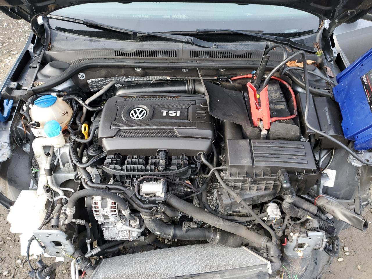 2015 Volkswagen Jetta VIN 3VWD17AJ8FM222450 Copart auction photo, front end / side damage thumbnail 11