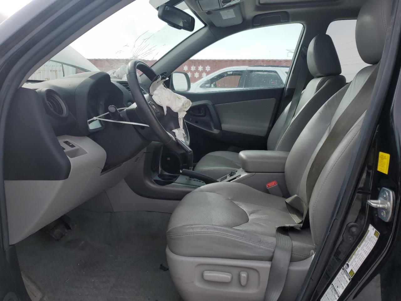 2011 Toyota RAV 4 VIN 2T3DK4DV2BW047697 Copart auction photo, front end / mechanical damage thumbnail 7