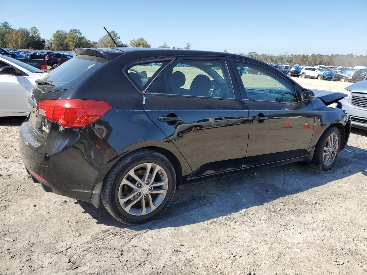 2011 KIA Forte VIN KNAFU5A28B5429496 Copart auction photo, front end damage thumbnail 3
