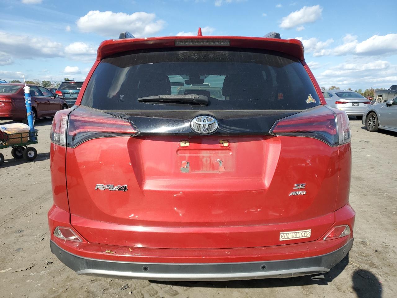 2017 Toyota RAV 4 VIN JTMJFREV7HJ170308 Copart auction photo, front end / side damage thumbnail 6