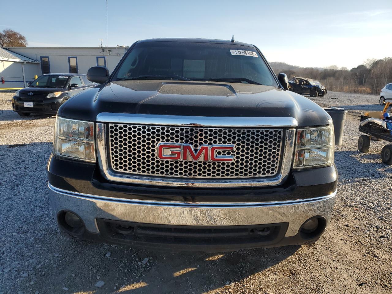 2007 GMC Sierra VIN 2GTEK13M371510152 Copart auction photo, rear end / mechanical damage thumbnail 5
