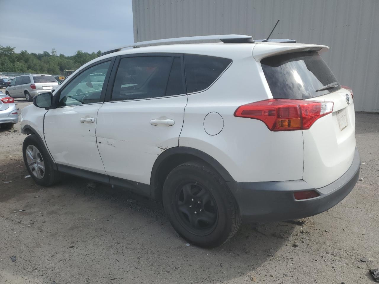2015 Toyota RAV 4 VIN 2T3BFREV2FW348581 Copart auction photo, front end / side damage thumbnail 2