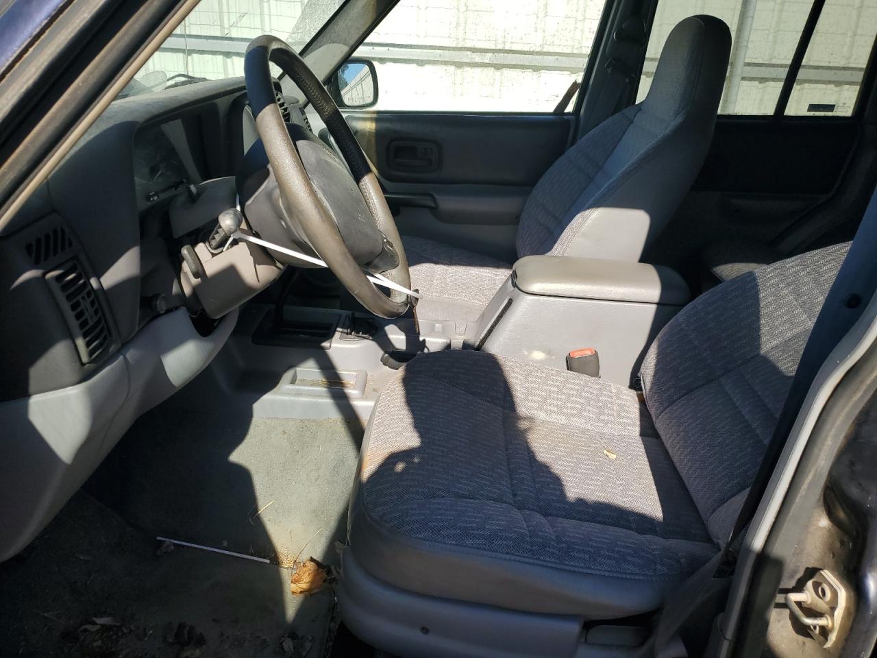 1998 Jeep Grand Cherokee VIN 1J4FT68S5WL136989 Copart auction photo, burn - engine damage thumbnail 7