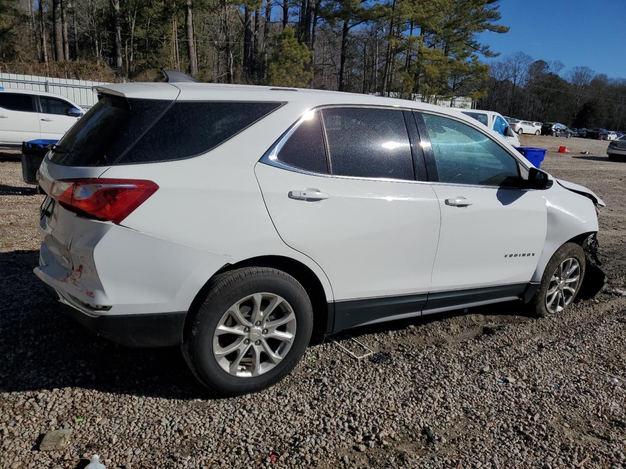 2019 Chevrolet Equinox VIN 2GNAXUEV5K6152658 Copart auction photo, front end / rear end damage thumbnail 3