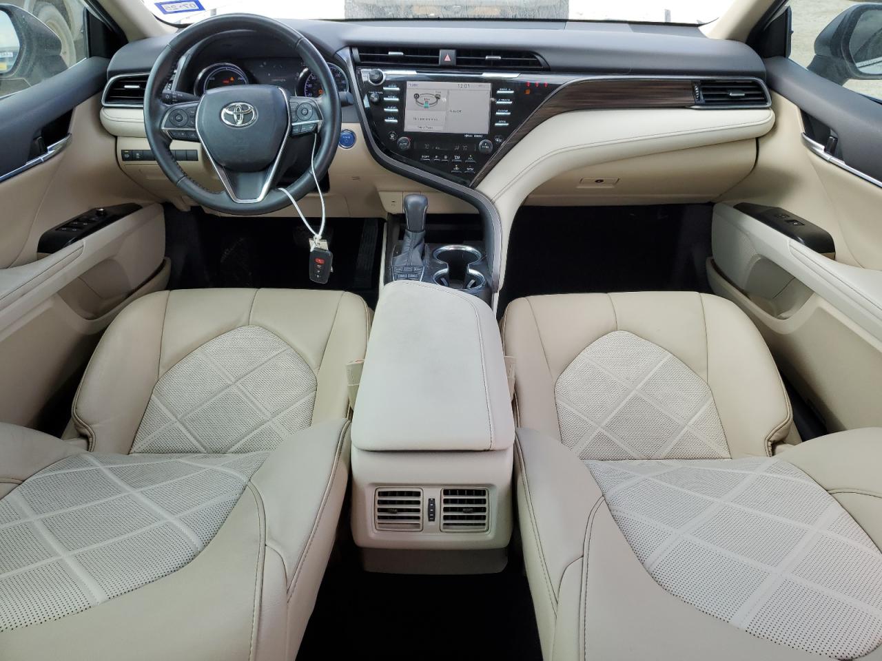 2019 Toyota Camry VIN 4T1B21HKXKU520289 Copart auction photo, front end / rear end damage thumbnail 9